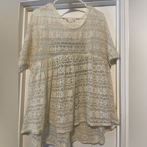 Womens altrd state lace top. Makes a great swim suit cover up. Fits over sized.